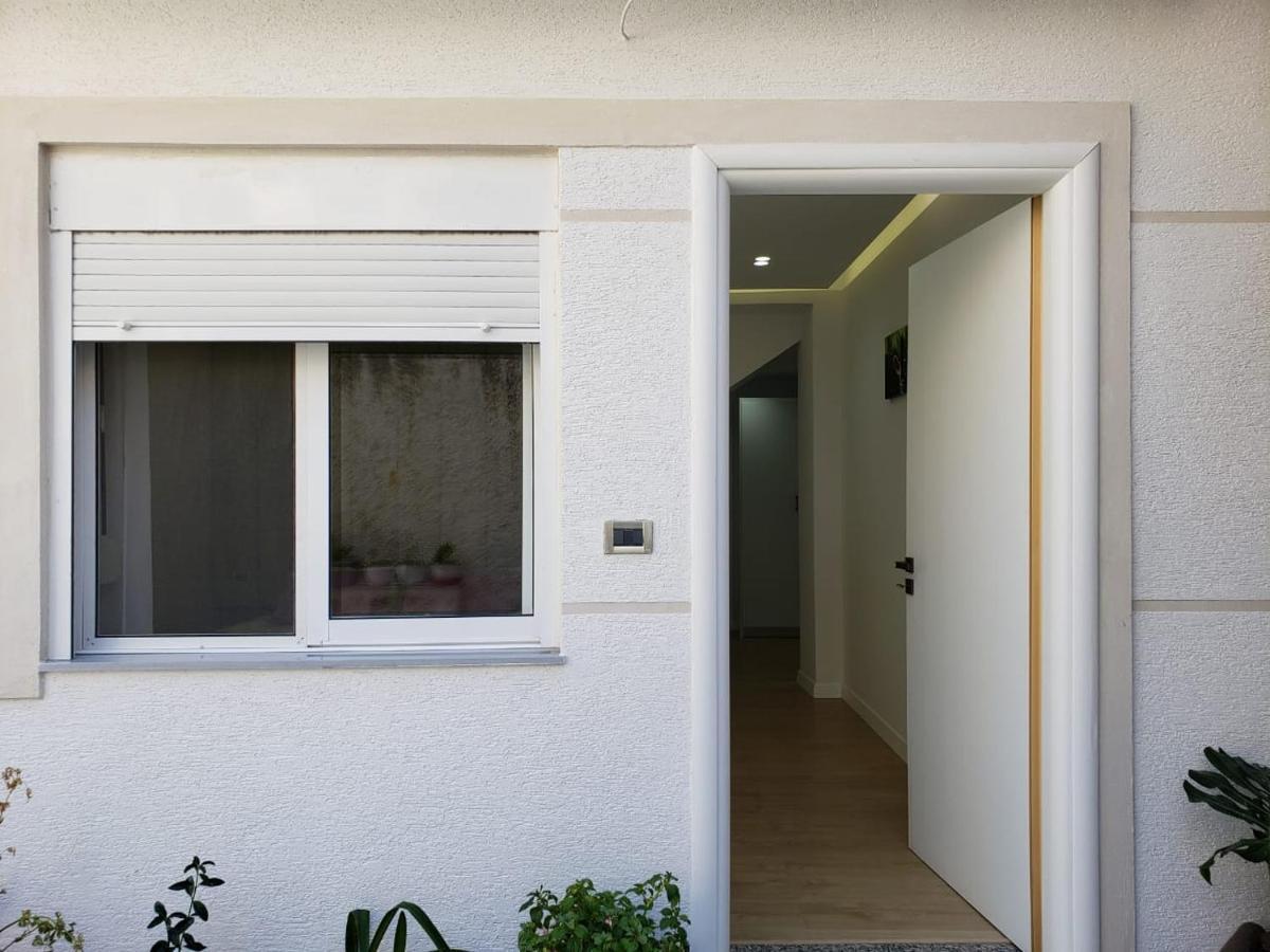 Loi Apartment Саранде Екстериор снимка