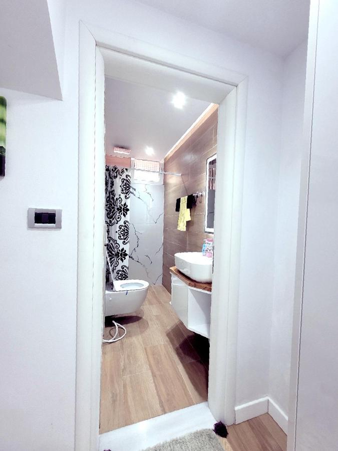 Loi Apartment Саранде Екстериор снимка