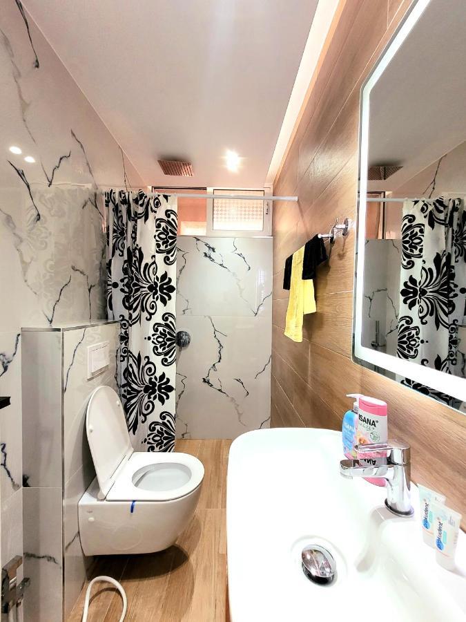 Loi Apartment Саранде Екстериор снимка