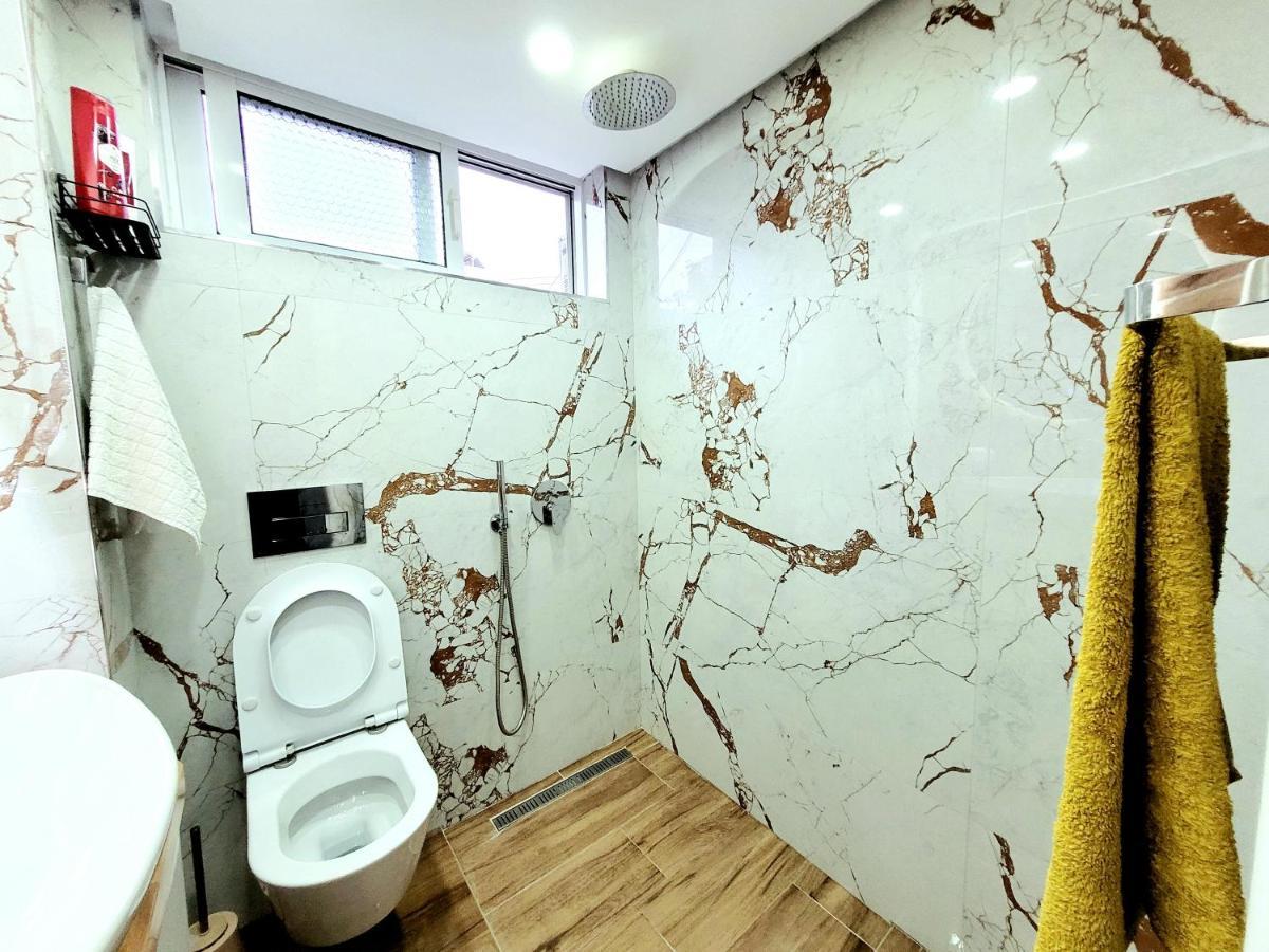 Loi Apartment Саранде Екстериор снимка